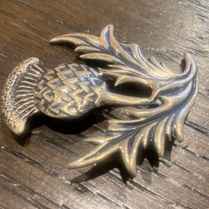 Vintage sterling silver Danecraft Thistle brooch spin
